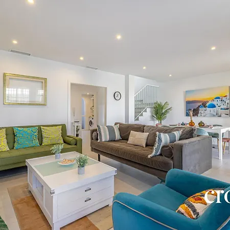 Дом отдыха Chic Dream Home, Rooftop Bbq, 9 Pools, Golf Views *