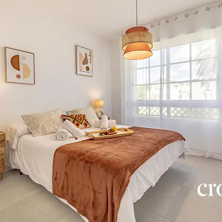 Дом отдыха Chic Dream Home, Rooftop Bbq, 9 Pools, Golf Views